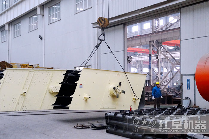 圓振動篩生產車間 圓振動篩生產車間