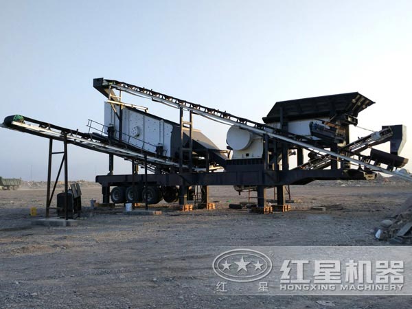 移動式顎式破碎機生產現場 移動式顎式破碎機生產現場