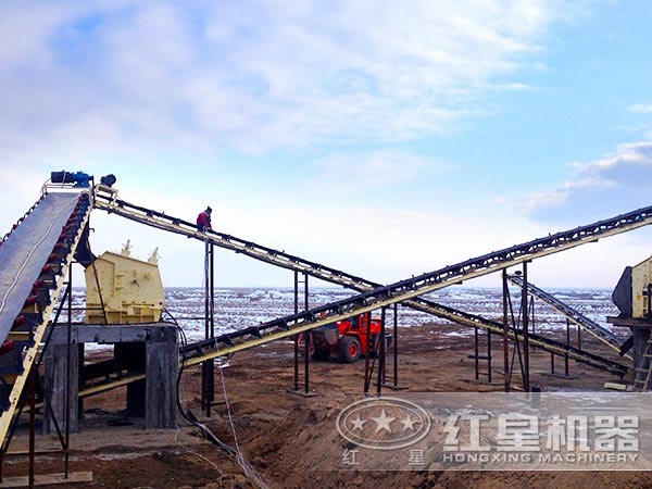 大型石料破碎設備生產現場 大型石料破碎設備生產現場