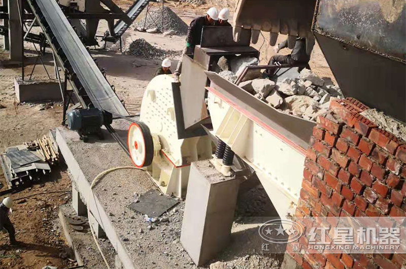 重錘式破碎機(jī) 重錘式破碎機(jī)