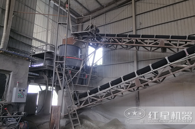 沖擊式制砂機(jī)作業(yè)現(xiàn)場(chǎng)