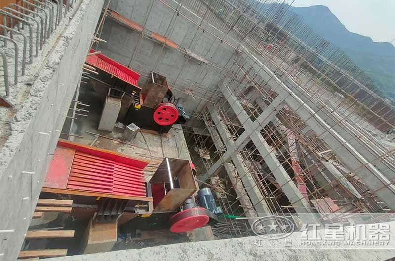 陜西寶雞制砂生產線建設現場 陜西寶雞制砂生產線建設現場