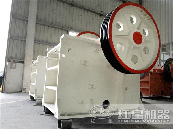 顎式粉碎機設備 顎式粉碎機設備