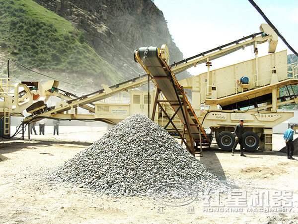 移動制砂機生產(chǎn)現(xiàn)場 移動制砂機生產(chǎn)現(xiàn)場