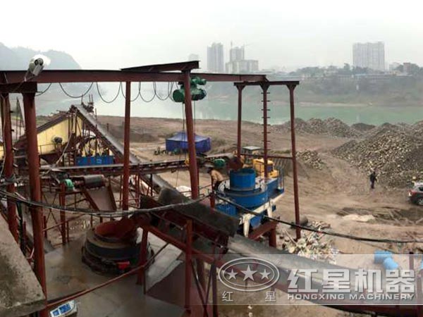 鵝卵石制砂現場 鵝卵石制砂現場