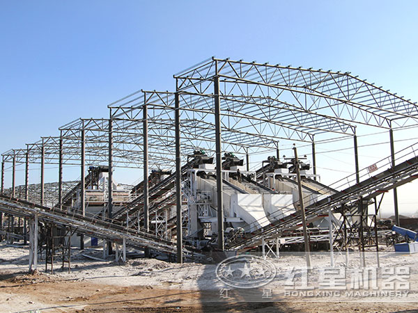鵝卵石制砂生產線現場 鵝卵石制砂生產線現場