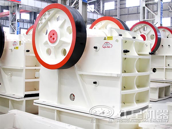 顎式破碎機 顎式破碎機