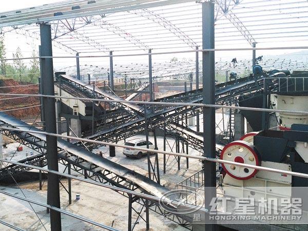 大型石子破碎機生產線現場 大型石子破碎機生產線現場