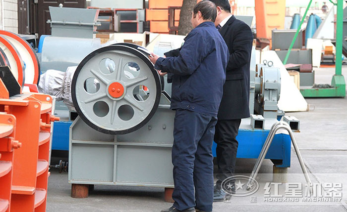 顎式熟料破碎機 顎式熟料破碎機