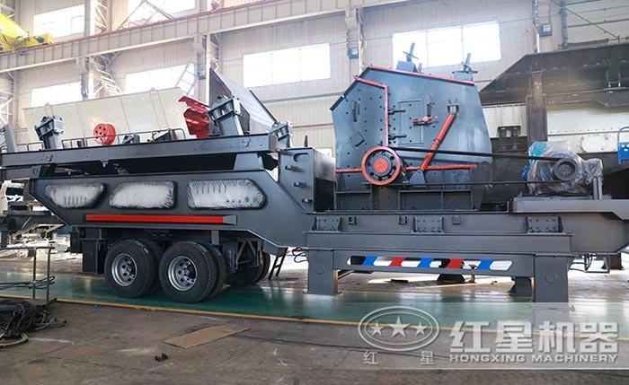 小型移動(dòng)碎石機(jī)生產(chǎn)車間 小型移動(dòng)碎石機(jī)生產(chǎn)車間