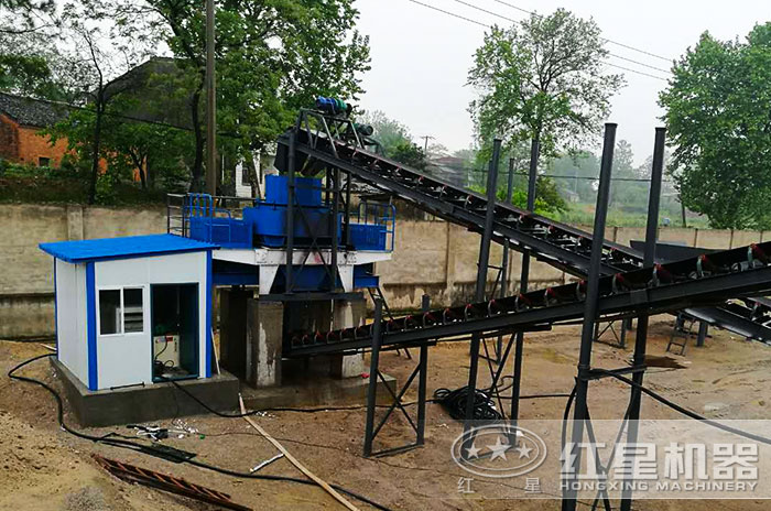 時產150噸的河卵石打砂生產線作業現場 時產150噸的河卵石打砂生產線作業現場