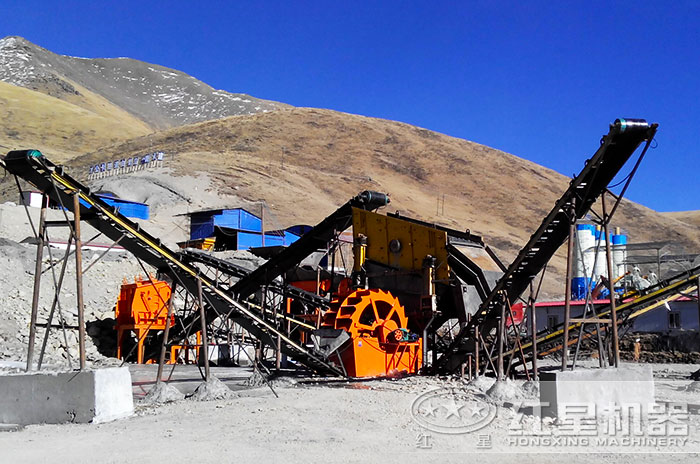 中型企業(yè)的制砂生產(chǎn)現(xiàn)場(chǎng) 中型企業(yè)的制砂生產(chǎn)現(xiàn)場(chǎng)