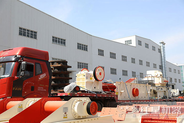 礦山破碎機廠家發貨 礦山破碎機廠家發貨