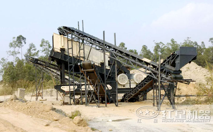 柴油機動力破碎石子機作業現場