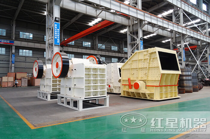 粉碎石子的機子生產車間 粉碎石子的機子生產車間