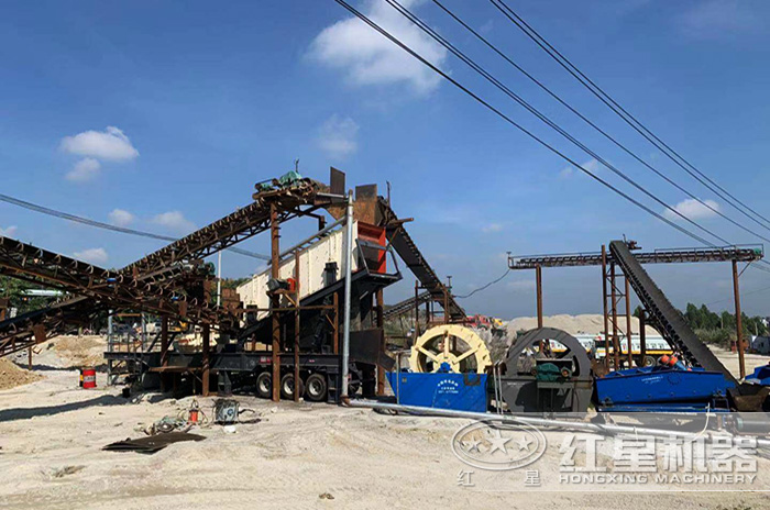 移動制砂機作業(yè)現(xiàn)場 移動制砂機作業(yè)現(xiàn)場