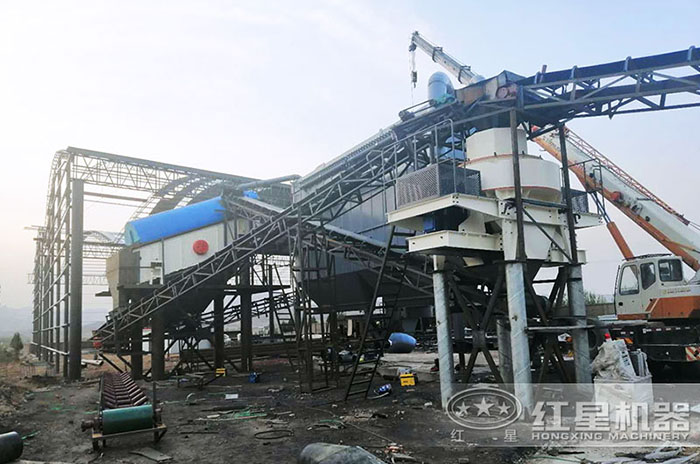 紅星硅石成沙作業(yè)現(xiàn)場(chǎng)