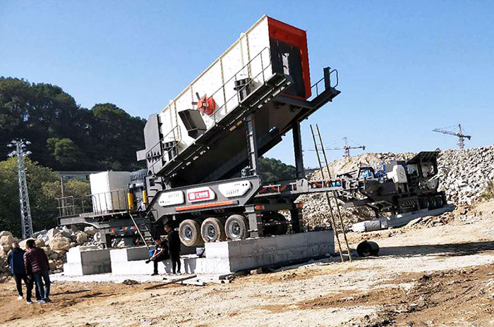 移動式破碎機安裝現場 移動式破碎機安裝現場