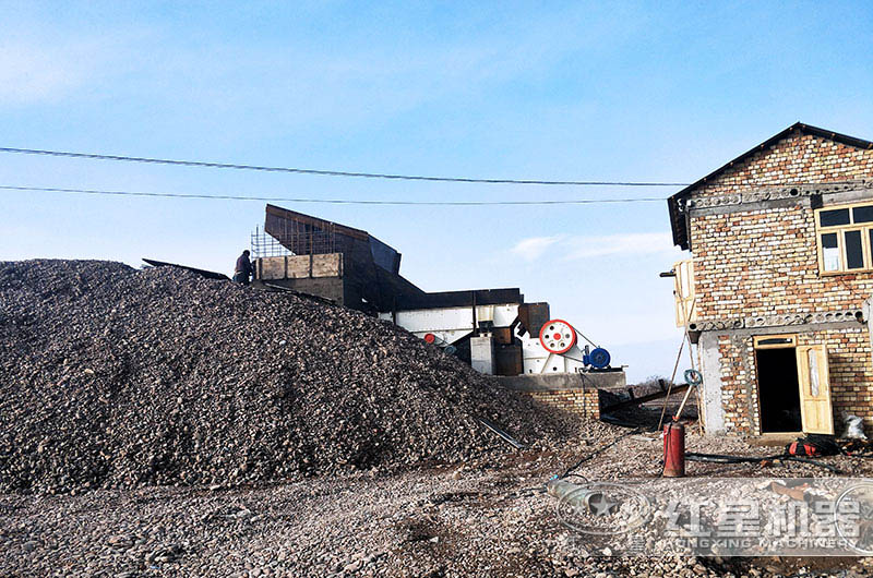 搭配顎式破碎機(jī)的碎石生產(chǎn)線