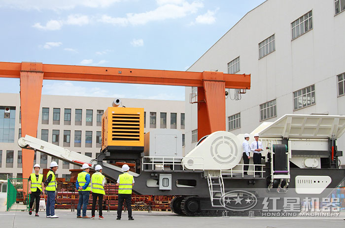 客戶到紅星機器現場考察設備 客戶到紅星機器現場考察設備