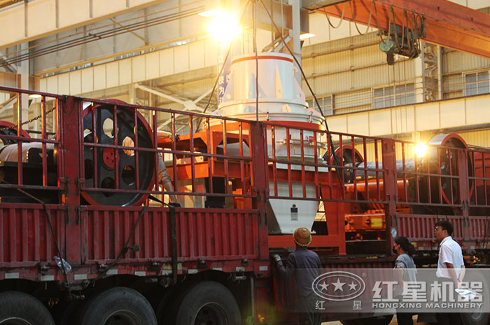 制砂機發貨現場 制砂機發貨現場