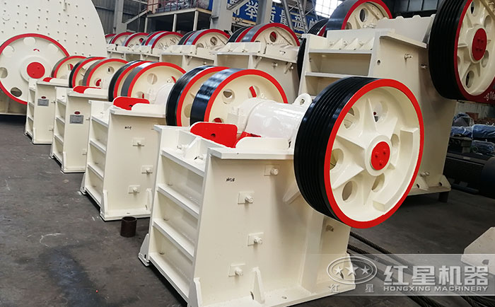 46顎式碎石機設備生產車間 46顎式碎石機設備生產車間