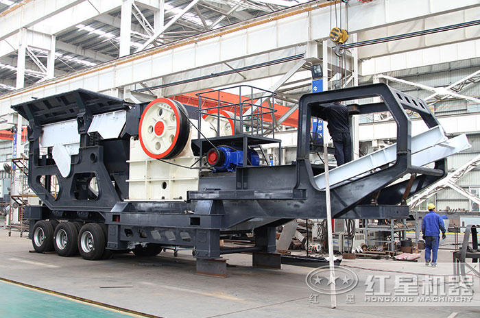 升級版移動式鵝卵石打石機(jī)