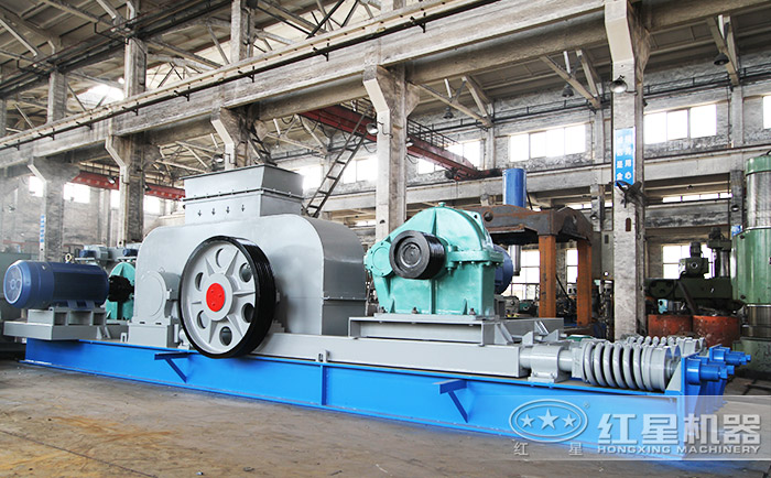 大型對輥制砂機設備生產車間 大型對輥制砂機設備生產車間