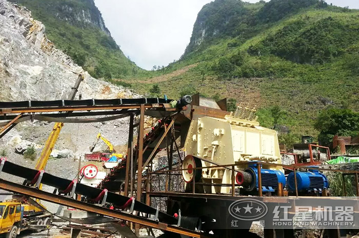 反擊式碎石料整形機現場展示 反擊式碎石料整形機現場展示