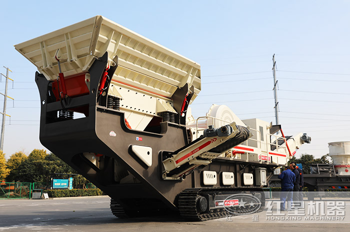 客戶到紅星機(jī)器廠家考察設(shè)備