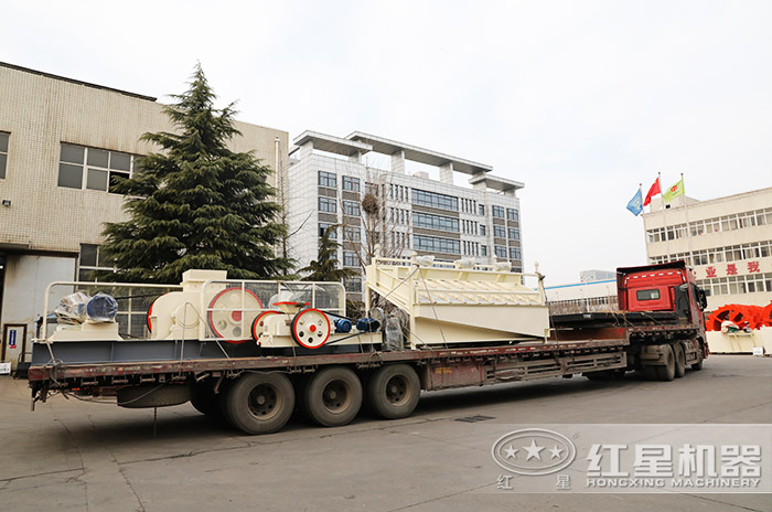 對輥式打沙機廠區現貨直發 對輥式打沙機廠區現貨直發