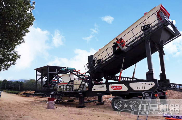 移動破碎篩沙一體機設備 移動破碎篩沙一體機設備