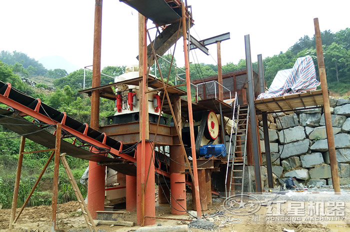 石子破碎加工現場 石子破碎加工現場