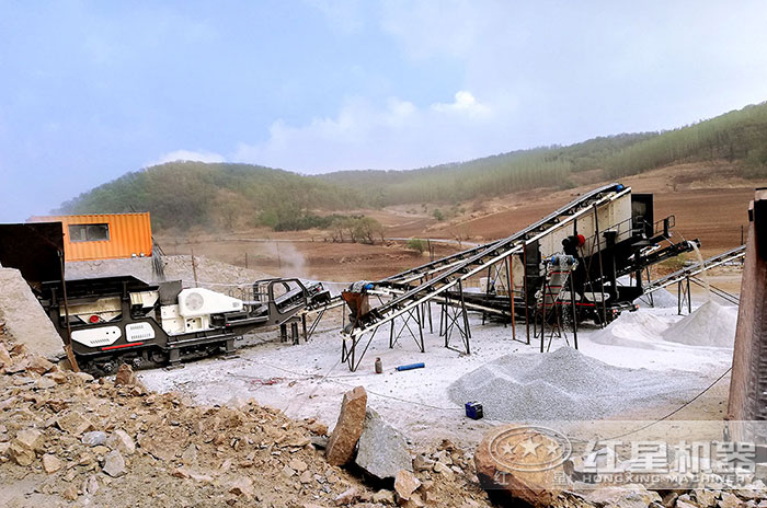 移動破碎設備制沙加工現場 移動破碎設備制沙加工現場
