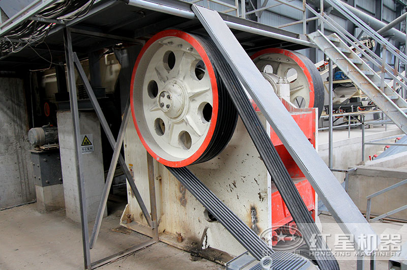 破碎生產現(xiàn)場實拍 破碎生產現(xiàn)場實拍