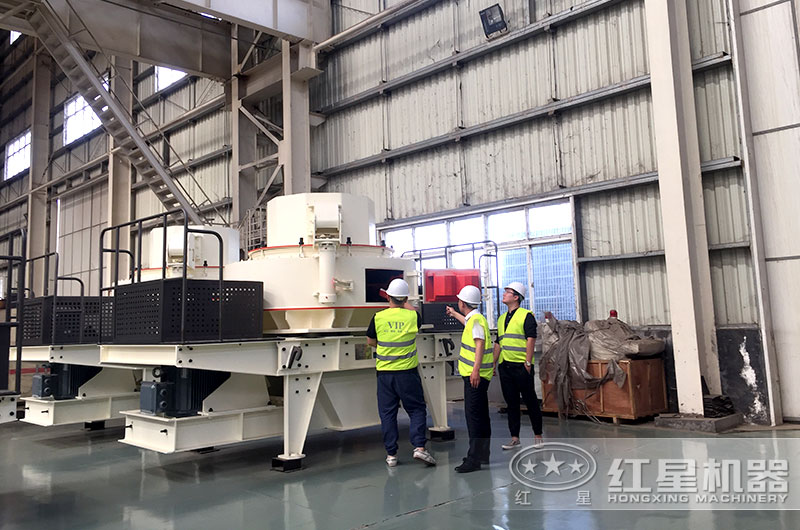 石灰石制砂設備生產車間,用戶參觀實拍 石灰石制砂設備生產車間,用戶參觀實拍