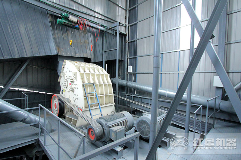 重錘式破碎機在碎石現場中的應用