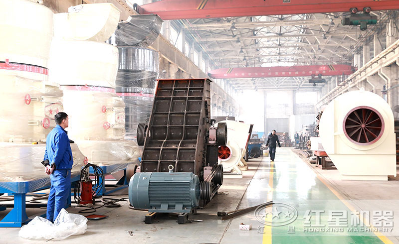 雙級粉碎機生產車間 雙級粉碎機生產車間