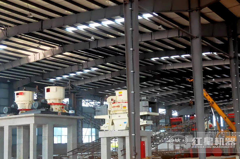 時產100噸制砂生產現場