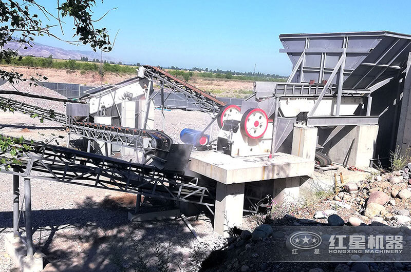日產500噸的破碎生產現場 日產500噸的破碎生產現場