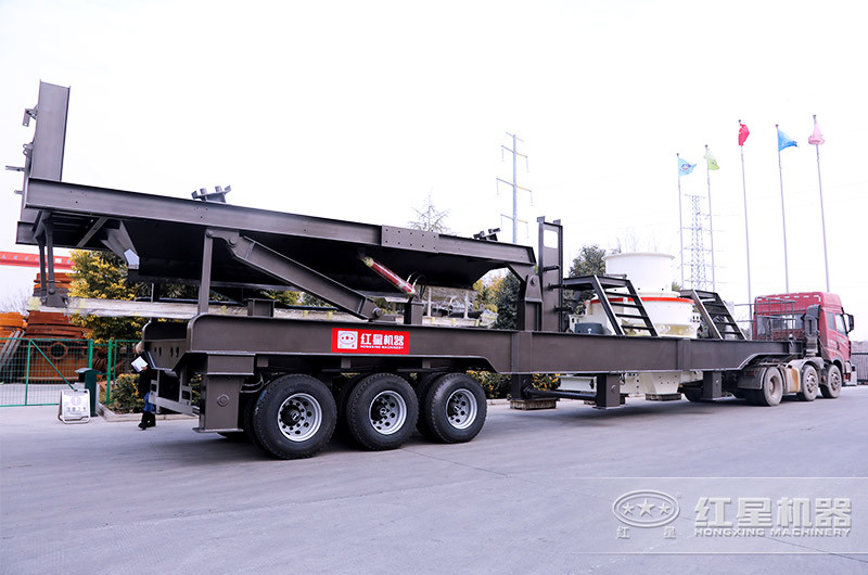 移動(dòng)制砂設(shè)備發(fā)貨現(xiàn)場(chǎng) 移動(dòng)制砂設(shè)備發(fā)貨現(xiàn)場(chǎng)